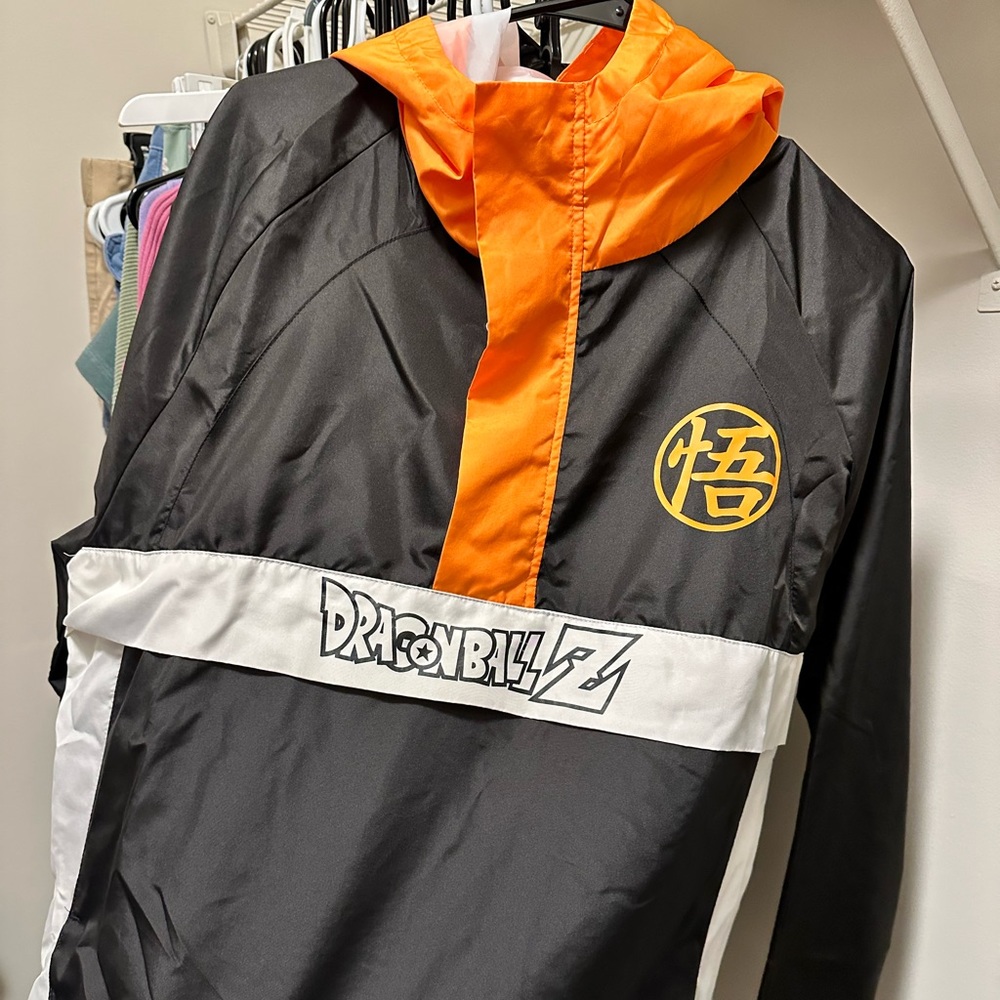Men’s Size L Dragonball Z windbreaker